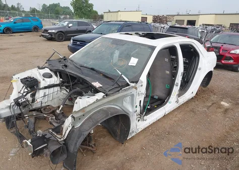 2013 Chrysler 300 Touring z USA, uszkodzony, nr VIN 2C3CCAAG7DH548377